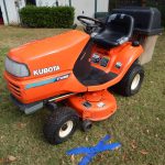 00o0o kKRXrJRDmx3 0CI0t2 1200x900 150x150 Used Kubota T1670 Riding Mower 40 cut with a Leaf and Grass Bagger attachment