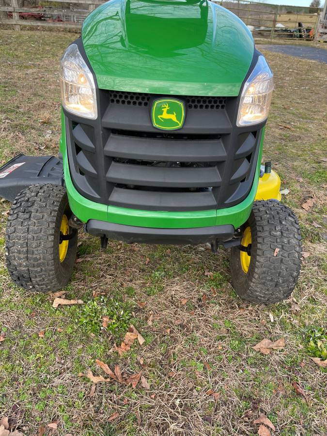 00j0j 9sU66Cw0Jknz 0wF0Hy 1200x900 Like New 2020 John Deere E140 Riding Lawn canopy included