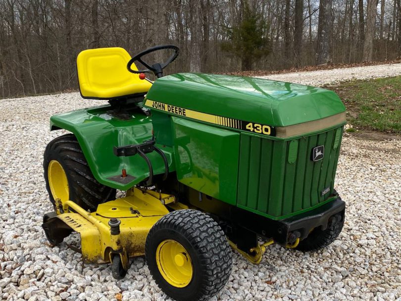 00404 irq357skI4Bz 0CI0t2 1200x900 810x608 John Deere 430 Riding Lawn Mower