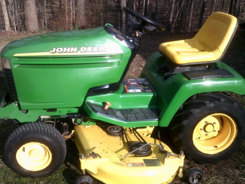 00j0j 9GHw4tQY4cFz 0CI0t2 1200x900 810x608 John Deere GX335 Riding Lawn Mower for Sale