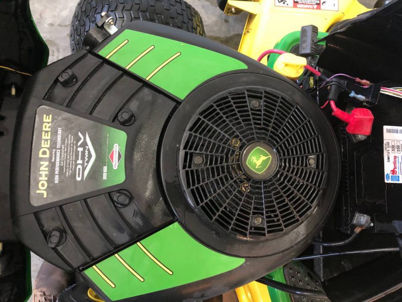 00D0D hrCAGvQz1pqz 0CI0t2 1200x900 810x608 190C John Deere 25 HP 54 IN Riding Lawn Mower