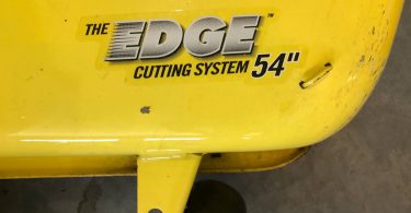 00E0E d0Gnf3v267Wz 0CI0t2 1200x900 375x195 190C John Deere 25 HP 54 IN Riding Lawn Mower