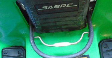 00G0G 4jMoAqKPWc2z 0gw0co 1200x900 375x195 2000 John Deere Sabre 14.5/38 Gear riding lawn mower for sale