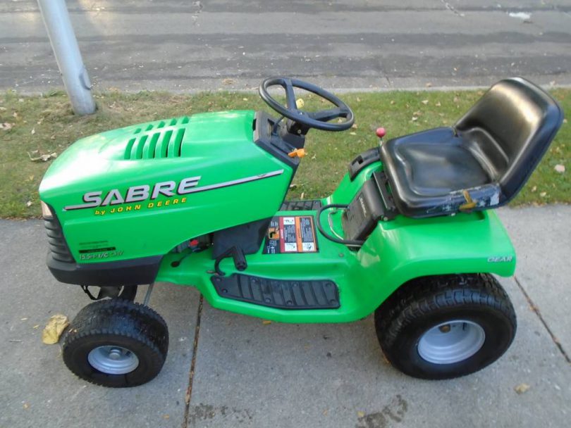 01212 2XXIHnO1nXNz 0gw0co 1200x900 810x608 2000 John Deere Sabre 14.5/38 Gear riding lawn mower for sale