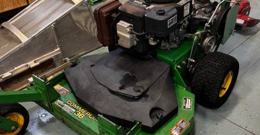 00X0X 2eTED7jtePfz 0t20CI 1200x900 375x195 John Deere GS30 stand behind commercial lawn mower