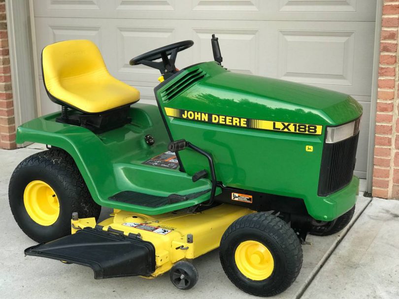 00S0S 9BrTHdlv0fez 0CI0t2 1200x900 810x608 John Deere LX188 48 inch Riding Lawn Mower for Sale
