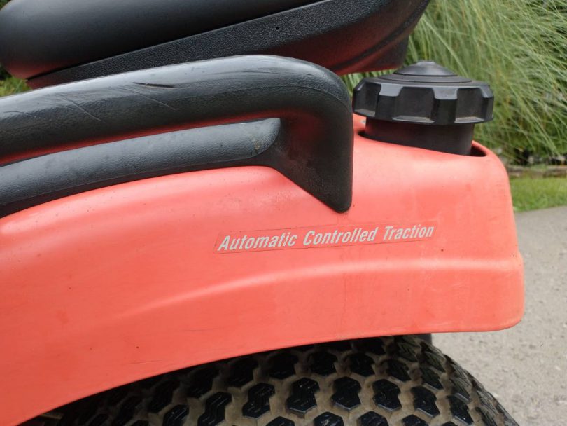 00T0T juzGnTVDp2z 0CI0t2 1200x900 810x608 Simplicity Conquest 1850 Riding Mower for Sale