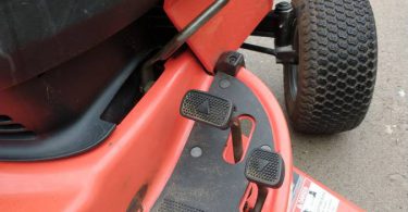01515 am0MD7GLOAWz 0t20CI 1200x900 375x195 Simplicity Conquest 1850 Riding Mower for Sale
