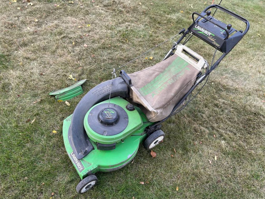 Lawn Boy Gold Series 21 inch selfpropelled mower RonMowers