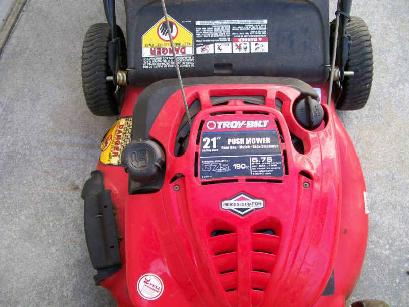 00F0F fdjGO7kn4Soz 0CI0t2 1200x900 810x608 Troy Bilt 21 inch Push Mulching Lawn Mower in Excellent condition