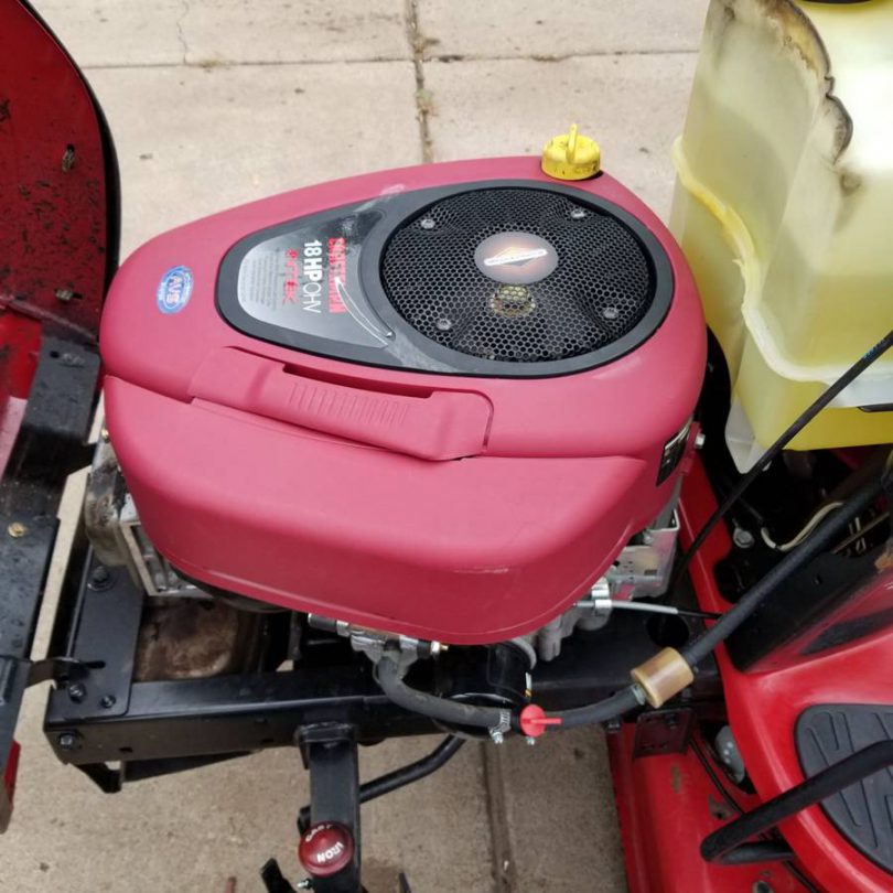 00k0k jARUCBtnYdez 0CI0CI 1200x900 810x810 2010 Craftsman YT 3000 riding lawn mower for sale
