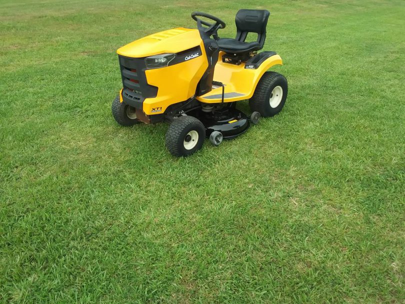 00q0q hBYWGjP9Z1xz 0CI0t2 1200x900 810x608 42 Cub Cadet XT1 Enduro riding lawn mower for sale