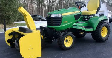 00101 f3CBnmavvMxz 0CI0n6 1200x900 375x195 John Deer X738 HST 4X4 Signature Series Lawn and Garden Tractor 54” Mid Mount Mower