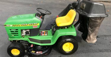 00r0r 2EQ3R05RVI8z 0CI0nc 1200x900 375x195 John Deere STX38 Riding Lawn Mower With Double Bagging System