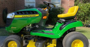 01515 6PDNFhK1cSxz 0kD0fu 1200x900 375x195 John Deere E100 42 inch Riding Lawn Mower for Sale
