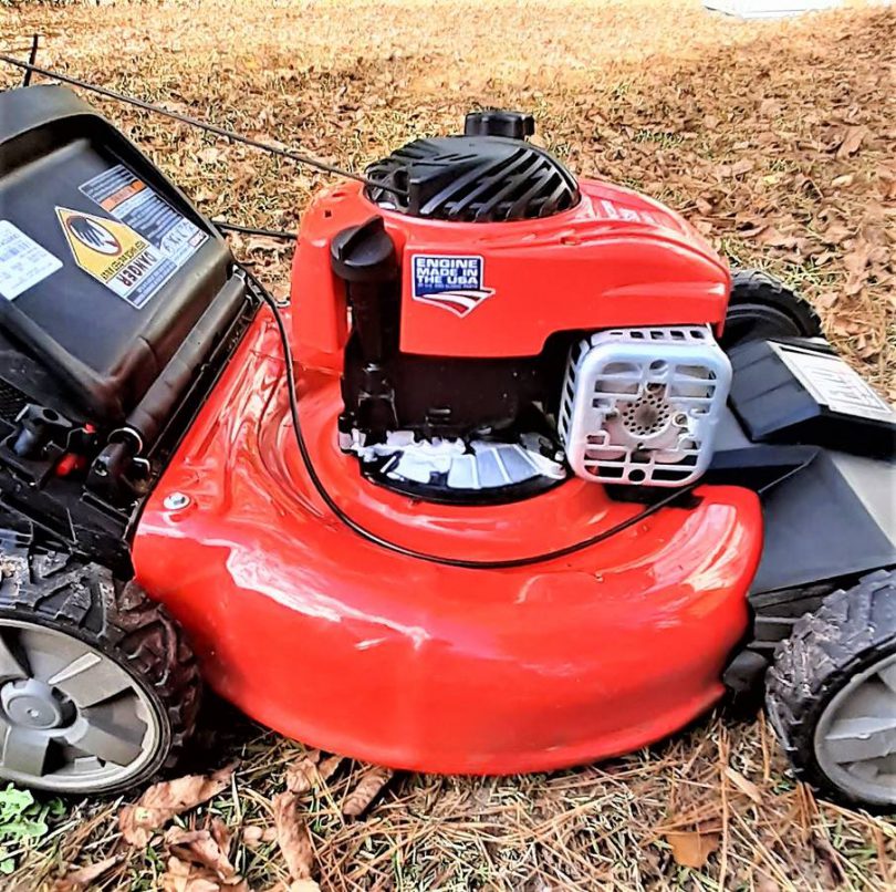 00505 2Hf42Pv0zOoz 0j60iZ 1200x900 810x806 CRAFTSMAN M210 21 in Self Propelled Gas Lawn Mower
