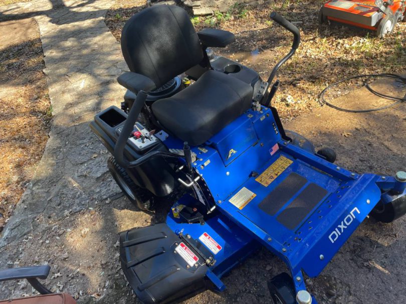 00H0H e0BmMIqJ1eg 0CI0t2 1200x900 810x608 2010 Dixon Speed ZTR Zero Turn 44” Commercial Riding Lawn Mower