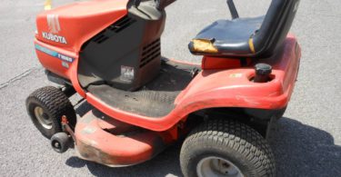 00N0N e6aqukUB8x1z 0CI0t2 1200x900 375x195 Kubota 42 inch Riding Lawn Mower   Model T1560