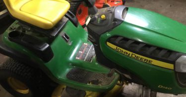 00O0O lJ5nIbEyEd9z 0CI0t2 1200x900 375x195 John Deere D 140 Riding lawn Mower with 48” cut