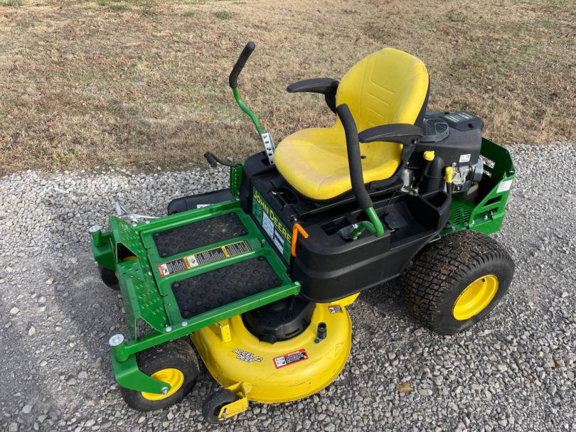 00Y0Y eNZa1pw4BUBz 0CI0t2 1200x900 810x608 2020 John Deere Z345R zero turn riding lawn mower