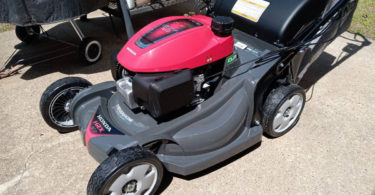 1143F56D BD2F 40BB 8788 A44788E73306 375x195 Like New HONDA 4 in 1 Versamow HRX217K6HYA Hydrostatic Lawn Mower