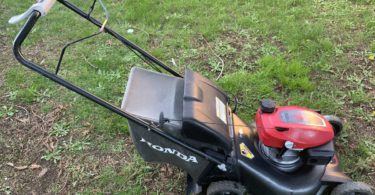 00s0s lr1F895KTks 0pO0gA 1200x900 375x195 Honda HRN216VKA Self Propelled Lawn Mower for Sale