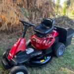 00V0V fz2nnKoVQP8z 0t20CI 1200x900 150x150 Used Craftsman R1000 riding lawn mower with double bagger