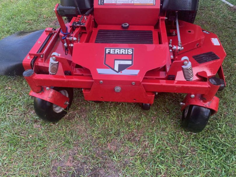 00Y0Y 6BN7RlonLiG 0kE0fu 1200x900 810x608 Ferris IS 700Z series zero turn riding mower for sale