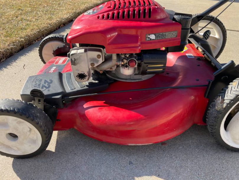 00g0g aL23vFkZFRS 0CI0t2 1200x900 810x608 Toro Recycler 22 inch lawn mower in excellent mechanical condition