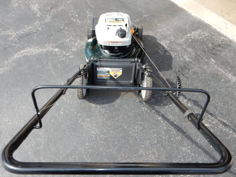 01515 b5Y6Vibt5md 0CI0t2 1200x900 810x608 Barely Used MTD Yard Man 21 push mower for Sale