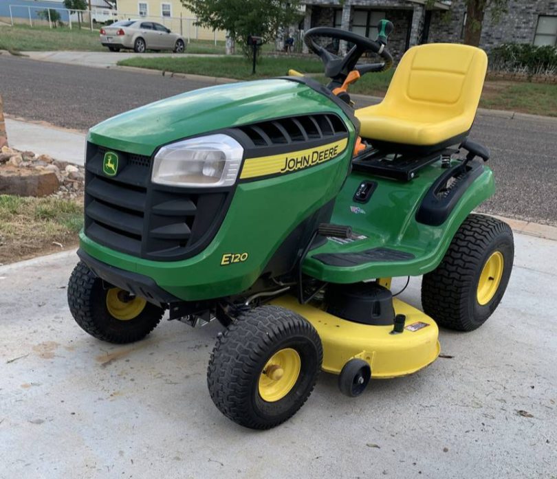 IMG 20230329 182812 810x697 Very low hours 2018 John Deere e120 riding mower for sale