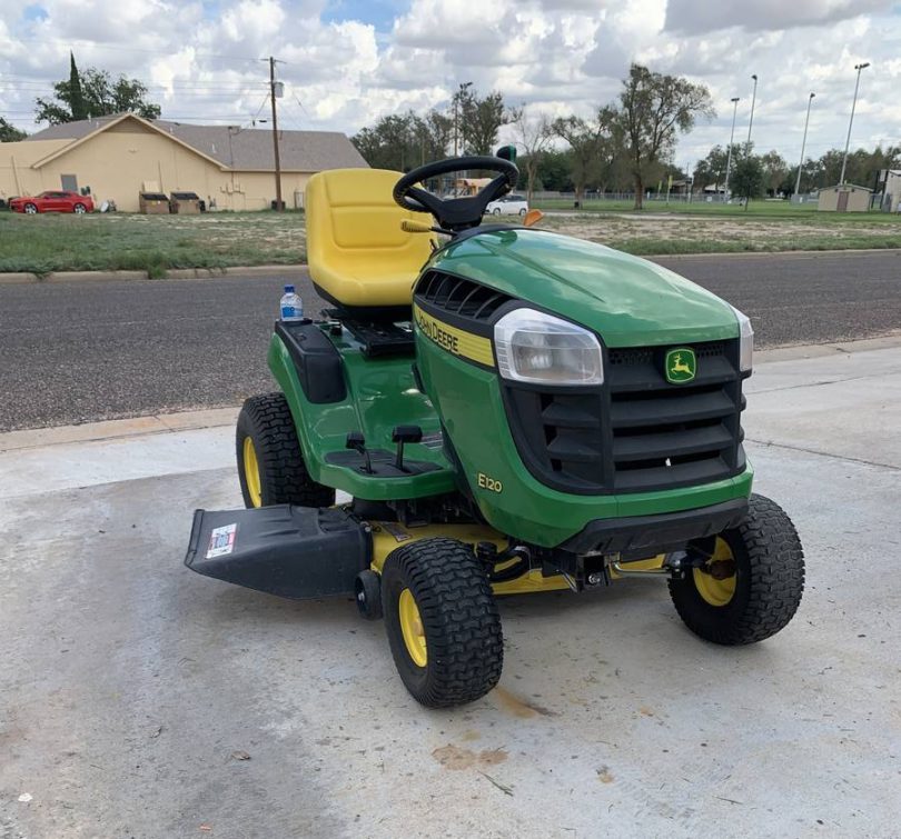 IMG 20230329 182826 810x755 Very low hours 2018 John Deere e120 riding mower for sale