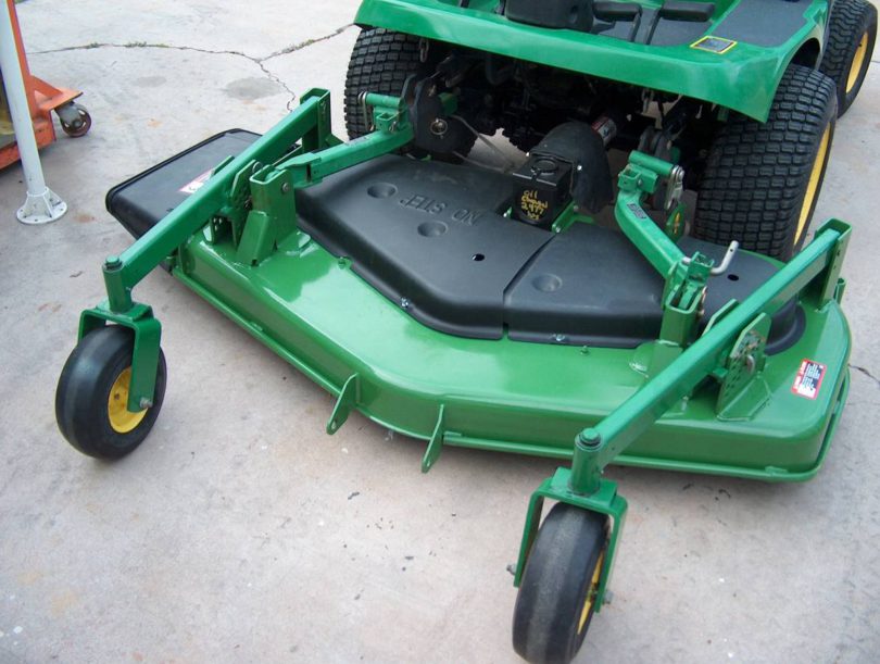 00303 5PbWc3nKNCL 0AE0rC 1200x900 810x611 John Deere 1445 Diesel Commercial Riding Mower for Sale