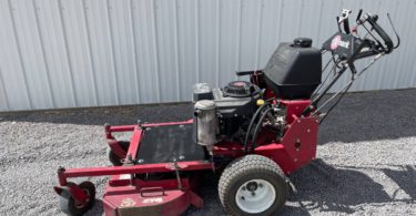 00C0C 7EB1vWIIAxy 0CI0t2 1200x900 375x195 Exmark TT3615KAC is a 36 Turf Tracer HP walk behind mower for sale
