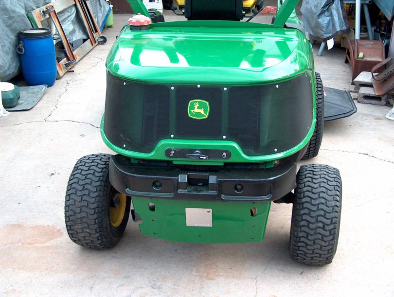 00G0G 6hyydTC7NDY 0AE0rC 1200x900 810x611 John Deere 1445 Diesel Commercial Riding Mower for Sale