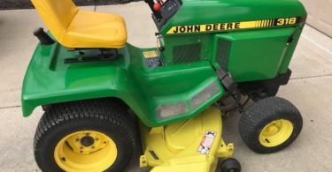 00H0H gYiaCH5rUvp 0CI0t2 1200x900 375x195 John Deere 318 Riding Mower in excellent condition
