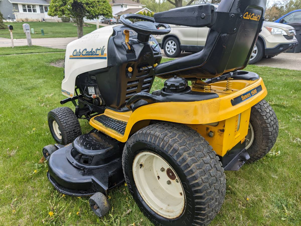 Used Cub Cadet Super LT1554 tractor for sale 00J0J dRjpkc9AbKx 0CI0t2 1200x900 Used Cub Cadet Super LT1554 tractor for sale