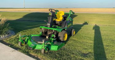 00L0L d9oskiH6Zd8 0CI0t2 1200x900 375x195 2015 John Deere 1550 front mount commercial lawn mower for sale