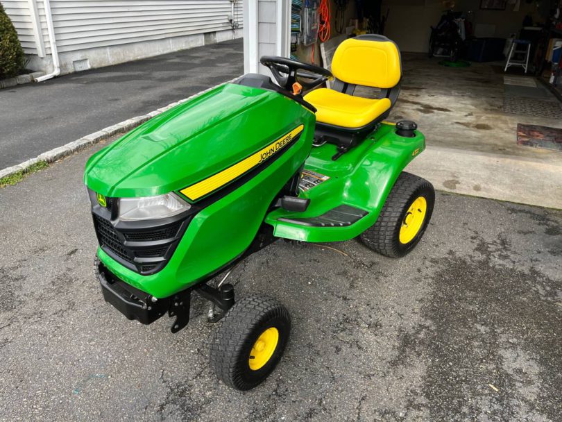 00R0R hKmHJHuh13H 0CI0t2 1200x900 810x608 2021 John Deere X354 Zero Turn Riding Mower for Sale