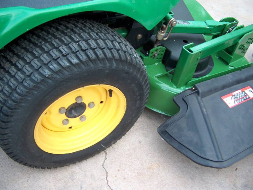 00S0S d7Yx9XouG6I 0AE0rC 1200x900 810x611 John Deere 1445 Diesel Commercial Riding Mower for Sale