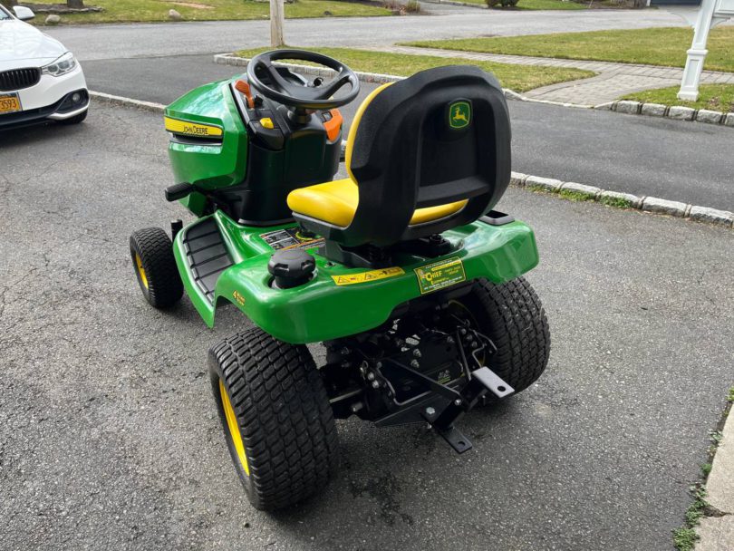 00f0f 6dOB9itBTff 0CI0t2 1200x900 810x608 2021 John Deere X354 Zero Turn Riding Mower for Sale
