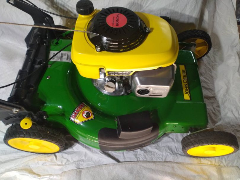00i0i eikDmtcwus4 0CI0t2 1200x900 810x608 John Deere JS46 Self Propelled Lawn Mower for Sale