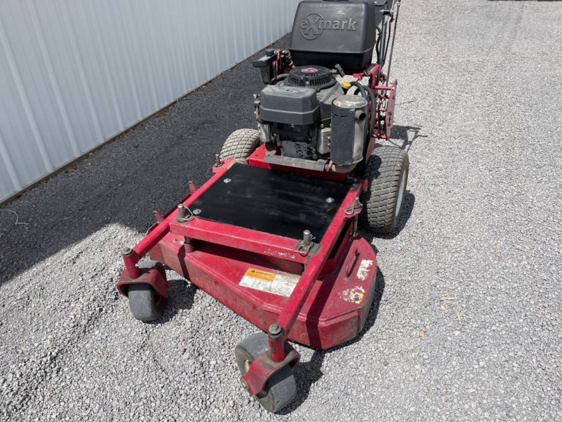 01010 3k0FgcFYESO 0CI0t2 1200x900 810x608 Exmark TT3615KAC is a 36 Turf Tracer HP walk behind mower for sale