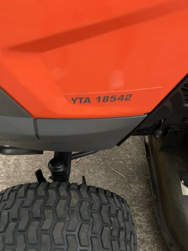 Husqvarna YTA18542 Riding Lawn Mower for Sale in Very good condition 00101 dCnvvp5jMgt 09G0cU 1200x900 Husqvarna YTA18542 Riding Lawn Mower for Sale in Very good condition