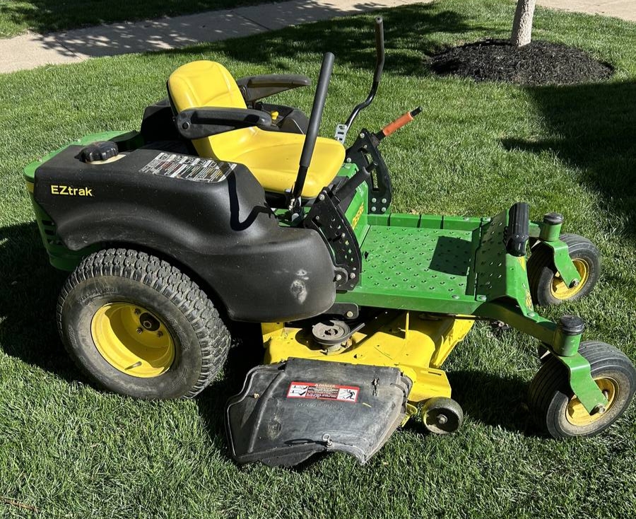 2015 Jon Deere Z425 zero turn mower for sale IMG 20230502 145414 2015 Jon Deere Z425 zero turn mower for sale