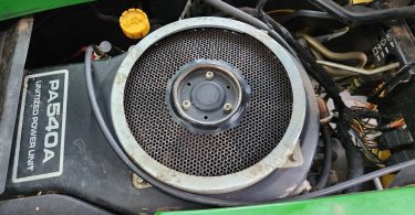 2011 John Deere F525 Riding Lawn Mower with Bagger 00707 cuJsXSdFY8 0CI0t2 1200x900 375x195 2011 John Deere F525 Riding Lawn Mower with Bagger