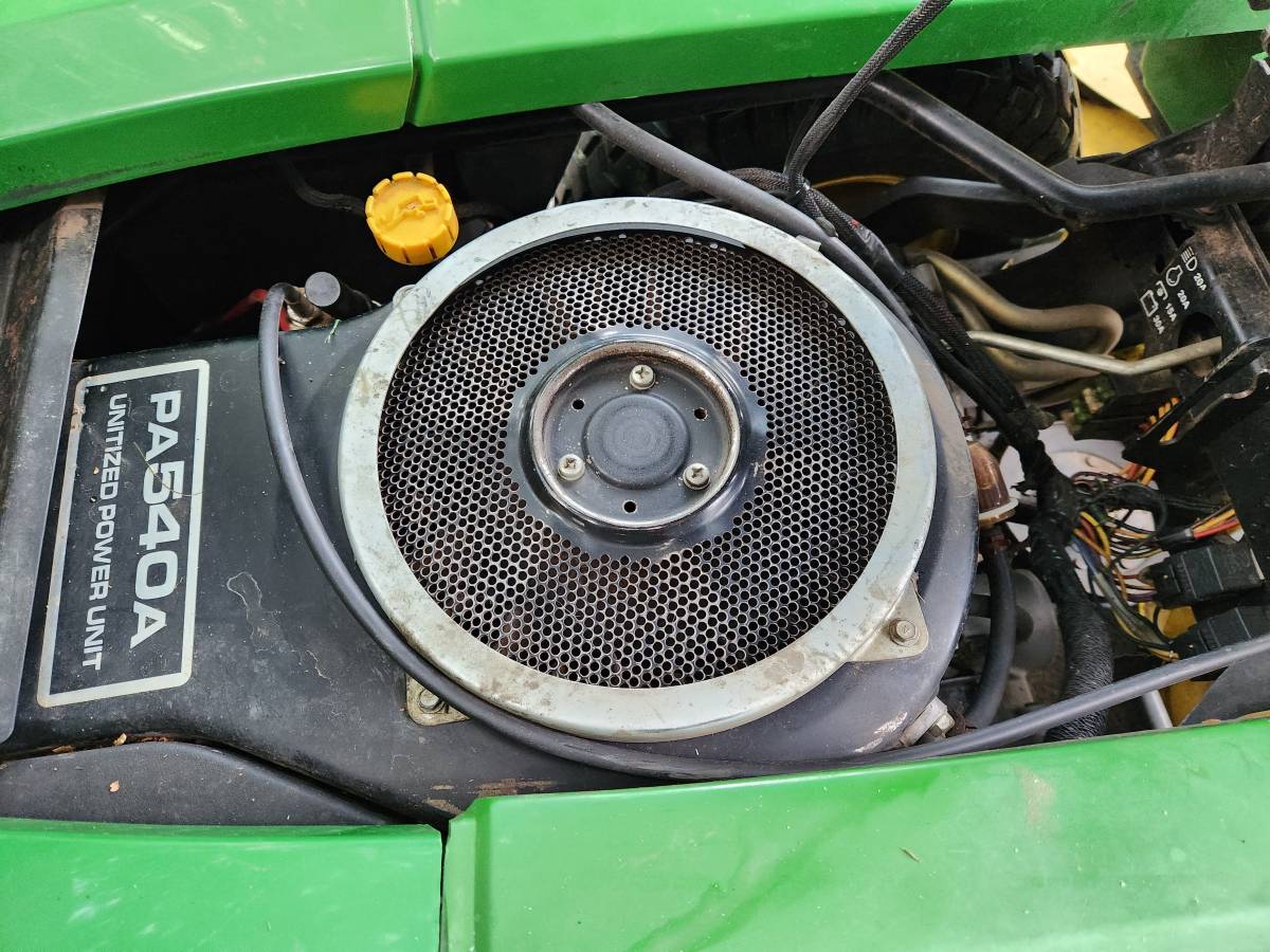 2011 John Deere F525 Riding Lawn Mower with Bagger 00707 cuJsXSdFY8 0CI0t2 1200x900 2011 John Deere F525 Riding Lawn Mower with Bagger