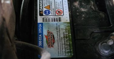 2011 John Deere F525 Riding Lawn Mower with Bagger 00J0J 6o5qvZEqQw1 0t20CI 1200x900 375x195 2011 John Deere F525 Riding Lawn Mower with Bagger