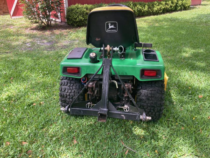 00L0L flKyjxWn0hq 0ww0oo 1200x900 810x608 1990 John Deere 322 Tractor Riding Mower for Sale