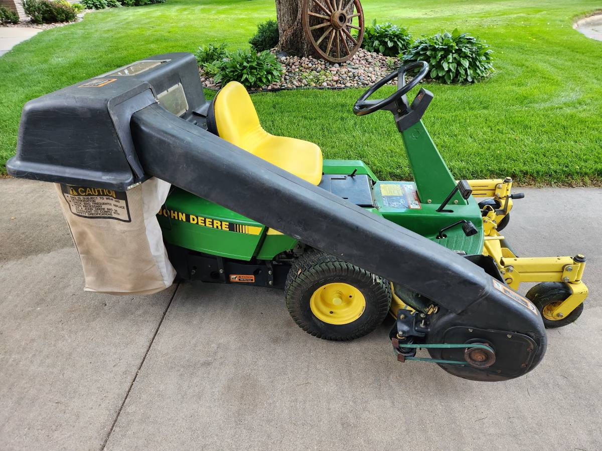 2011 John Deere F525 Riding Lawn Mower with Bagger 01616 j3YE2wjEBwn 0CI0t2 1200x900 2011 John Deere F525 Riding Lawn Mower with Bagger